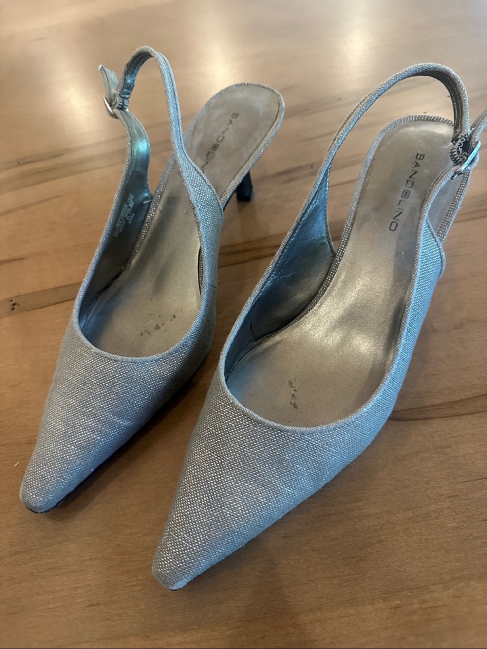 Bandolino Silver Slingback Pointed-Toe Kitten Heel Pumps